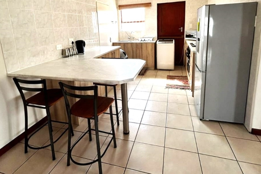 To Let 3 Bedroom Property for Rent in Skiathos Western Cape